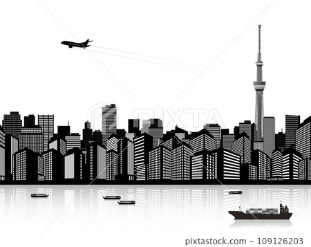 In the background, the cityscape with the Sky Tree visible In the background, the cityscape with the Sky Tree visible 109126203