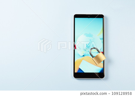 智能手機和鑰匙 109128958