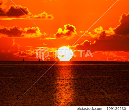 Sunset over the sea 109129280
