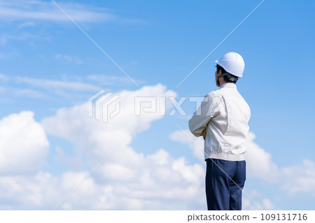 男人在工作 109131716