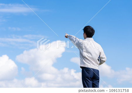 男人在工作 109131758