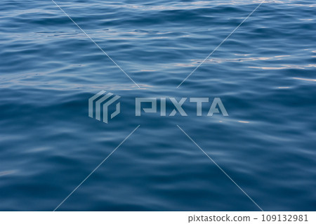 海光蕩漾著海面的波浪 海光蕩漾著海面的波浪 109132981