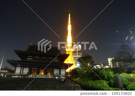 昔日的東京鐵塔仍在使用 昔日的東京鐵塔仍在使用 109133602