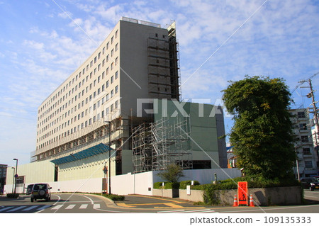 姬路單軌電車遺跡(大將軍站所在的高尾公寓遺址,拍攝於2016年) 姬路單軌電車遺跡(大將軍站所在的高尾公寓遺址,拍攝於2016年) 109135333