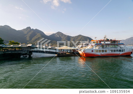 Port of Miyajima, one of the three most scenic spots in Japan Port of Miyajima, one of the three most scenic spots in Japan 109135934