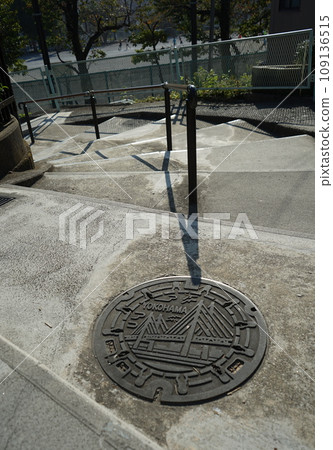 Down stairs somewhere in Yokohama 109136515