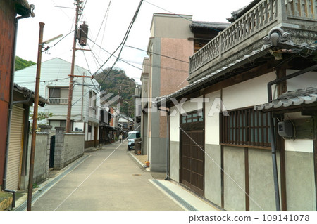 [重要傳統建築群保存地區] 廣島縣吳市老電影院處女座所在街道豐町禦手洗 109141078