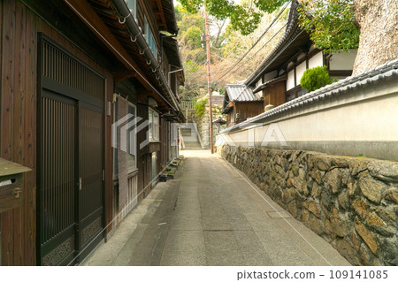 [重要傳統建築群保存地區] 廣島縣吳市大東寺旁1巷豐町禦手洗 109141085