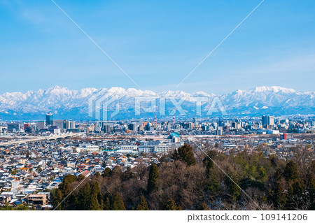 View of Toyama city and Tateyama mountain range from Kurehayama Park (winter) 109141206