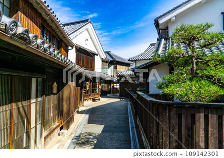 [Important Preservation District for Groups of Traditional Buildings] Toyomachi Mitarai Edo Streetscape 16 Kure City, Hiroshima Prefecture 109142301