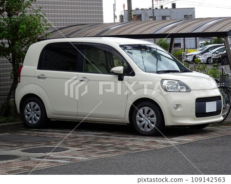 Toyota Porte (2nd generation) Toyota Porte (2nd generation) 109142563