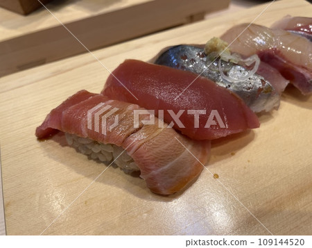 Bluefin tuna medium fatty nigiri sushi 109144520