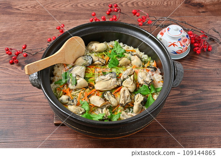 蠔飯,蠔飯,蠔飯,蠔飯,蠔飯,土鍋飯,蠔飯。 蠔飯,蠔飯,蠔飯,蠔飯,蠔飯,土鍋飯,蠔飯。 109144865
