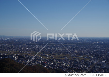 Nobi Plain seen from Mt. Kinka. 109145012