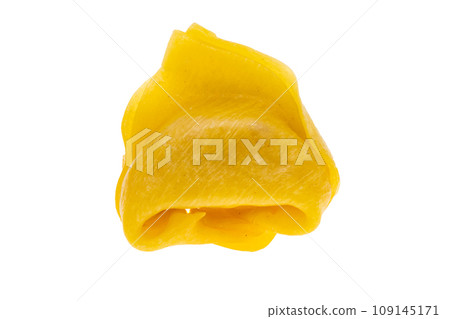 Tortellini isolated Tortellini isolated 109145171