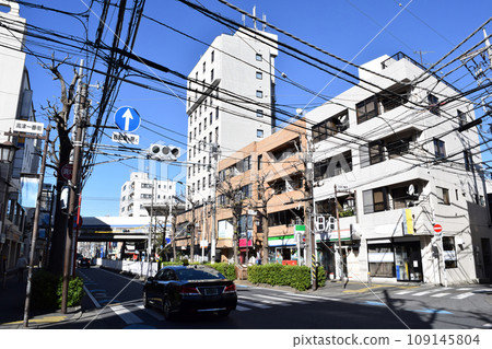 川崎市高津區高津車站前的街景 109145804