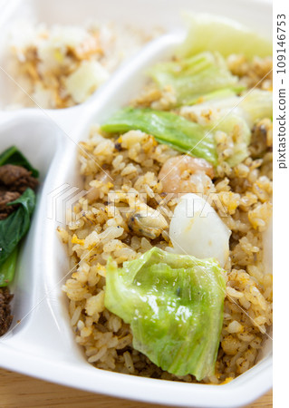 美味海鮮生菜炒飯盒 美味海鮮生菜炒飯盒 109146753