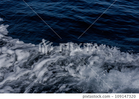 Sea light ripples sea surface waves whitecaps 109147320