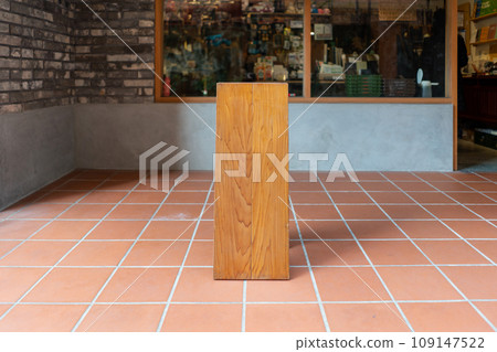 billboard, advertise, advertisement 109147522