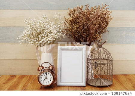 space copy background with dried flowers bouquet home decoration space copy background with dried flowers bouquet home decoration 109147684