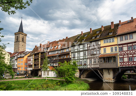 Merchants Bridge, Kraemerbruecke in Erfurt, Germany. It is built over entirely with houses 109148831
