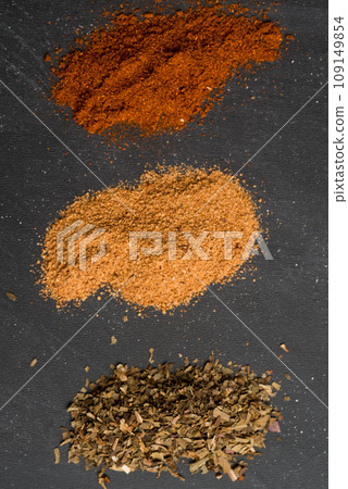 Powder spices Powder spices 109149854