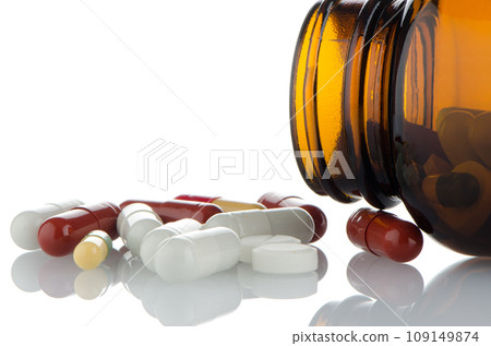 Pills from bottle 109149874