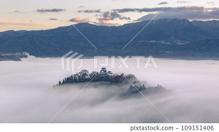 在天空中的城堡 109151406