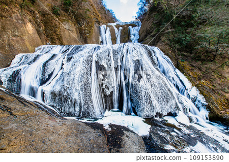 Ibaraki Fukuroda Falls Frozen Waterfall 109153890