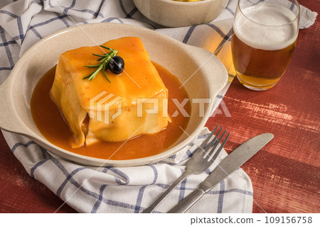 Francesinha on plate Francesinha on plate 109156758