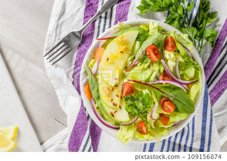 Delicious vegetable salad 109156874