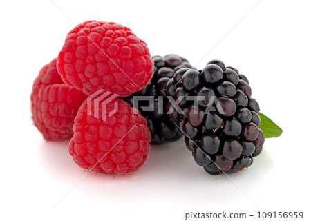 Raspberry with blackberry 109156959