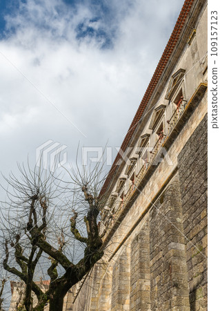 Cathedral and Cloister building in Viseu Cathedral and Cloister building in Viseu 109157123