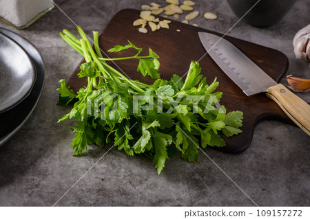 Fresh garden herbs Fresh garden herbs 109157272