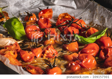 Roasted cherry tomotoes 109157301
