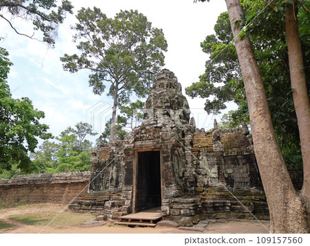Cambodia Banteay Kdei Buddha Face Pagoda Cloudy day 109157560