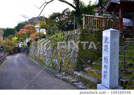 Scenery of the walking course of “History Path” in Takeda City, Oita Prefecture “Old Takeda Manor” Scenery of the walking course of “History Path” in Takeda City, Oita Prefecture “Old Takeda Manor” 109160546