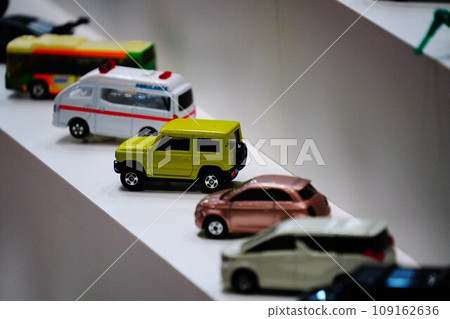 玩具車展示架（鈴木吉姆尼） 109162636