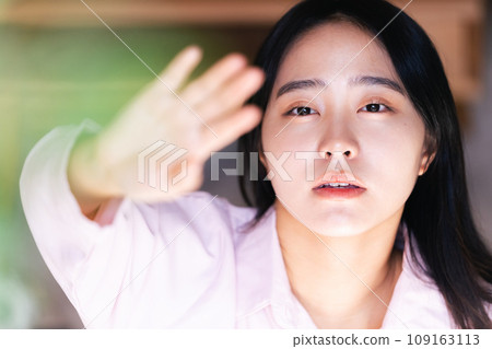 A young woman excited about her new life 109163113