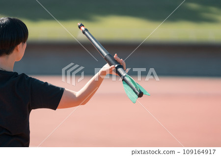 地面 土地 女生 109164917