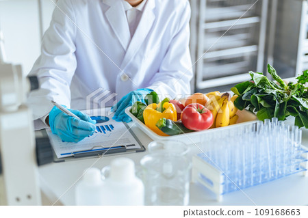 測試蔬菜和水果的研究員/註冊營養師 測試蔬菜和水果的研究員/註冊營養師 109168663