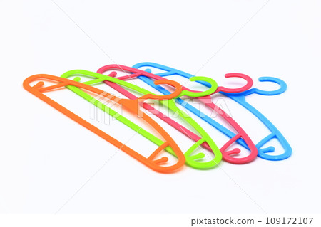 Image of hanger Image of hanger 109172107