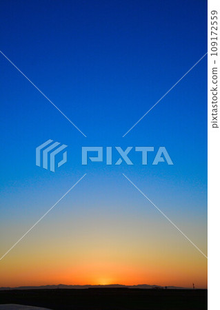 Gradient of sunset 109172559