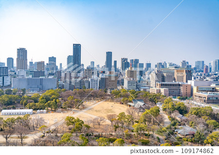 從大阪城天守閣眺望的景色 109174862