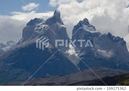 Paine Horns. Paine Horns. 109175362