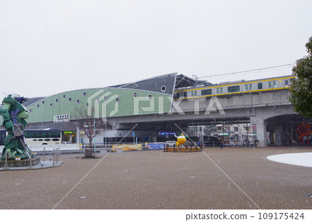 Snowy scenery of Nambu Line Inagi Naganuma Station Snowy scenery of Nambu Line Inagi Naganuma Station 109175424