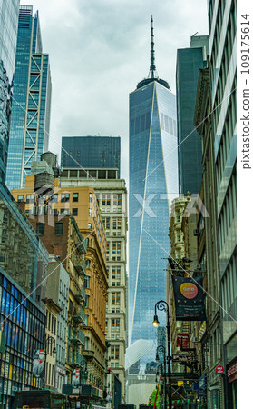 The streets of New York The streets of New York 109175614