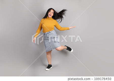 Southeast Asian Woman 109176450