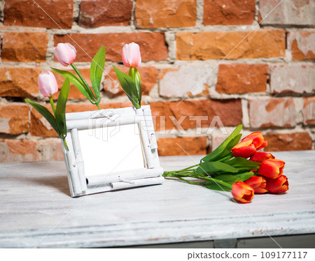 photo frame with bouquet of tulips photo frame with bouquet of tulips 109177117