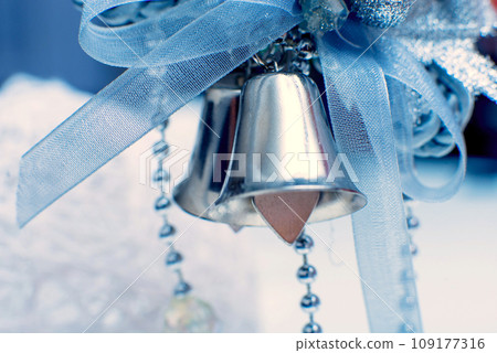 Christmas bells 109177316